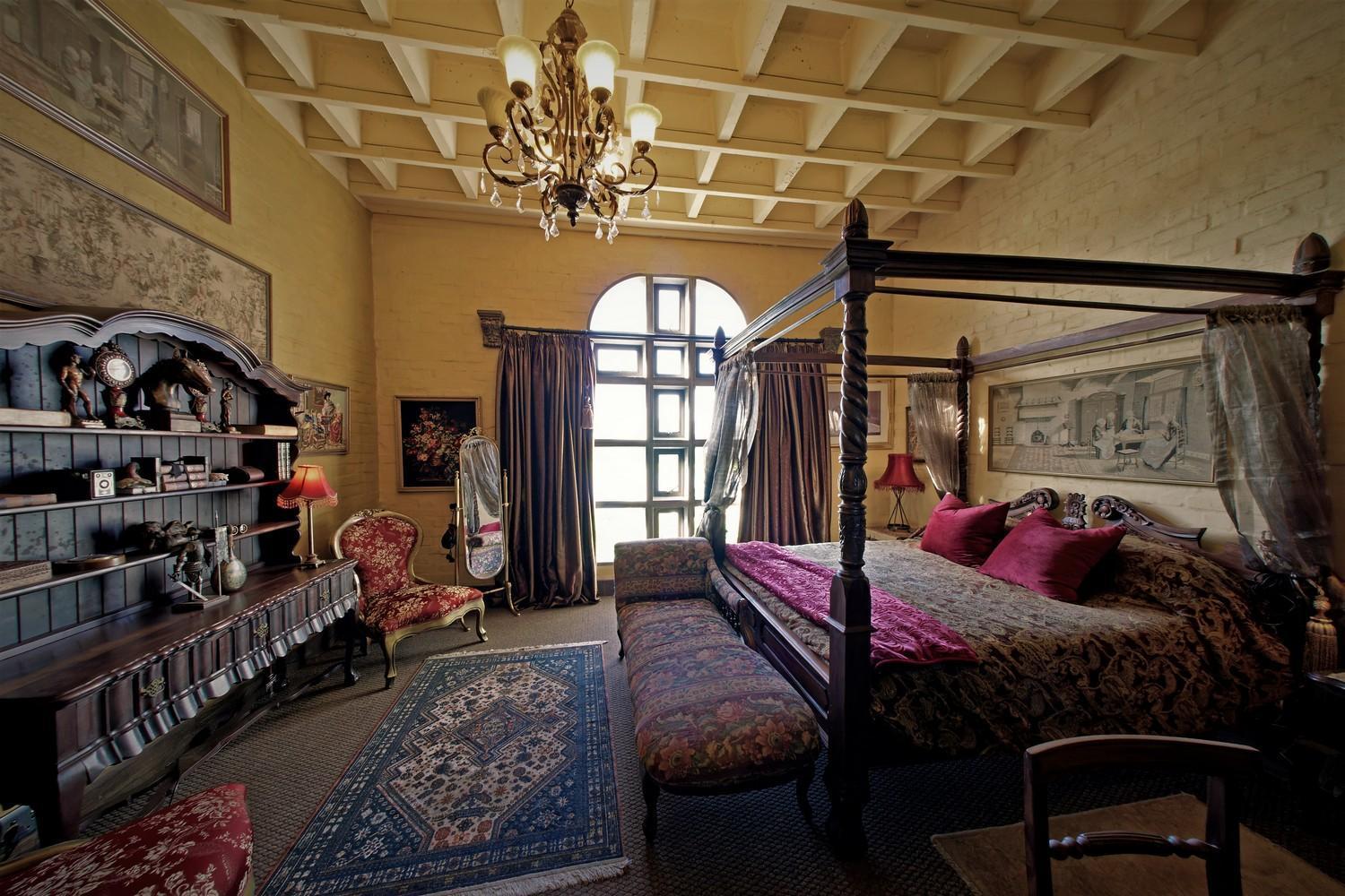 Bygracealone Manor Hotel Outeniekwa ภายนอก รูปภาพ